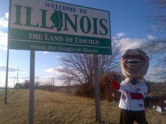 Racing president Teddy Roosevelt reaches Illinois