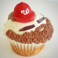 The HarpCake cupcake at Nationals Park by Fluffy Thoughts