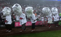 Presidents race moonwalk