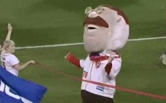 Teddy finishes first