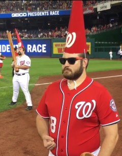 nationals-presidents-race-garden-gnomes