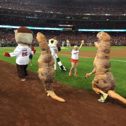 Video: Teddy’s postseason dominance continues as two T-Rex chase down the racing presidents